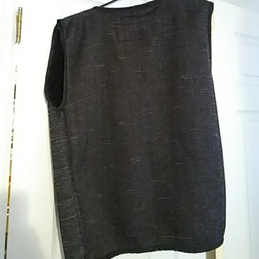 Versatile vest